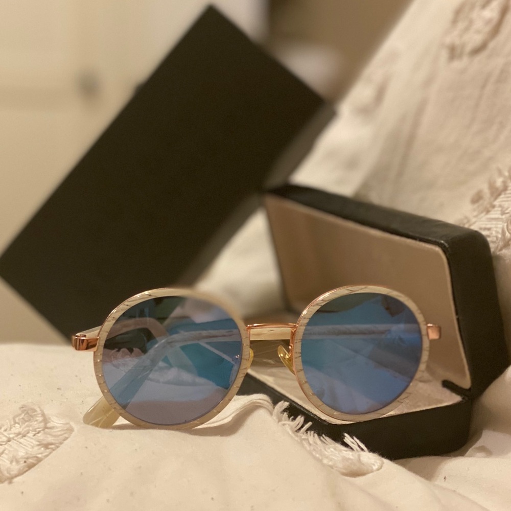 Sunday Somewhere Ned Mirrored Round Sunglasses